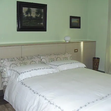 La Patirana Hotel *